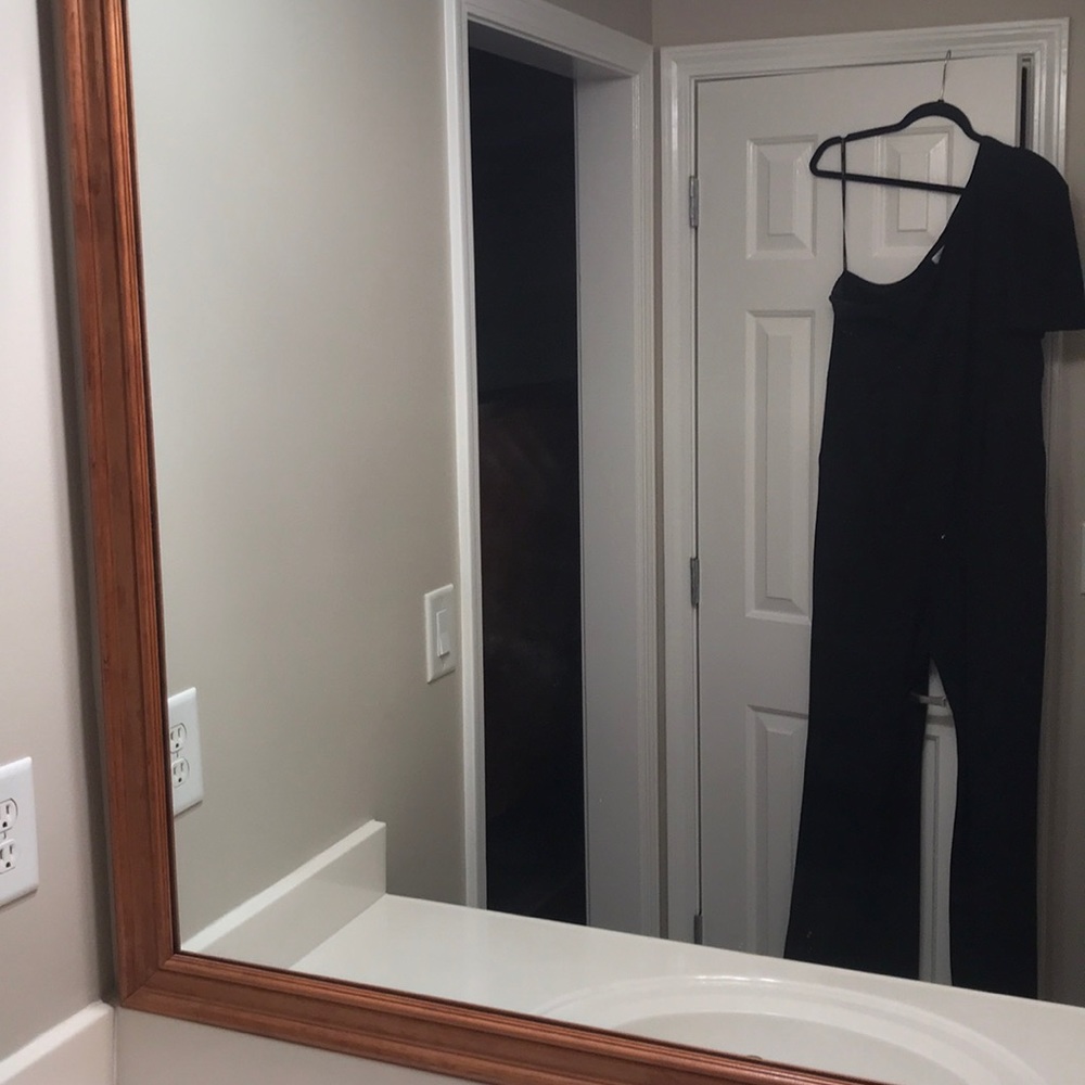 Calvin Klein One Shoulder Jumpsuit!!